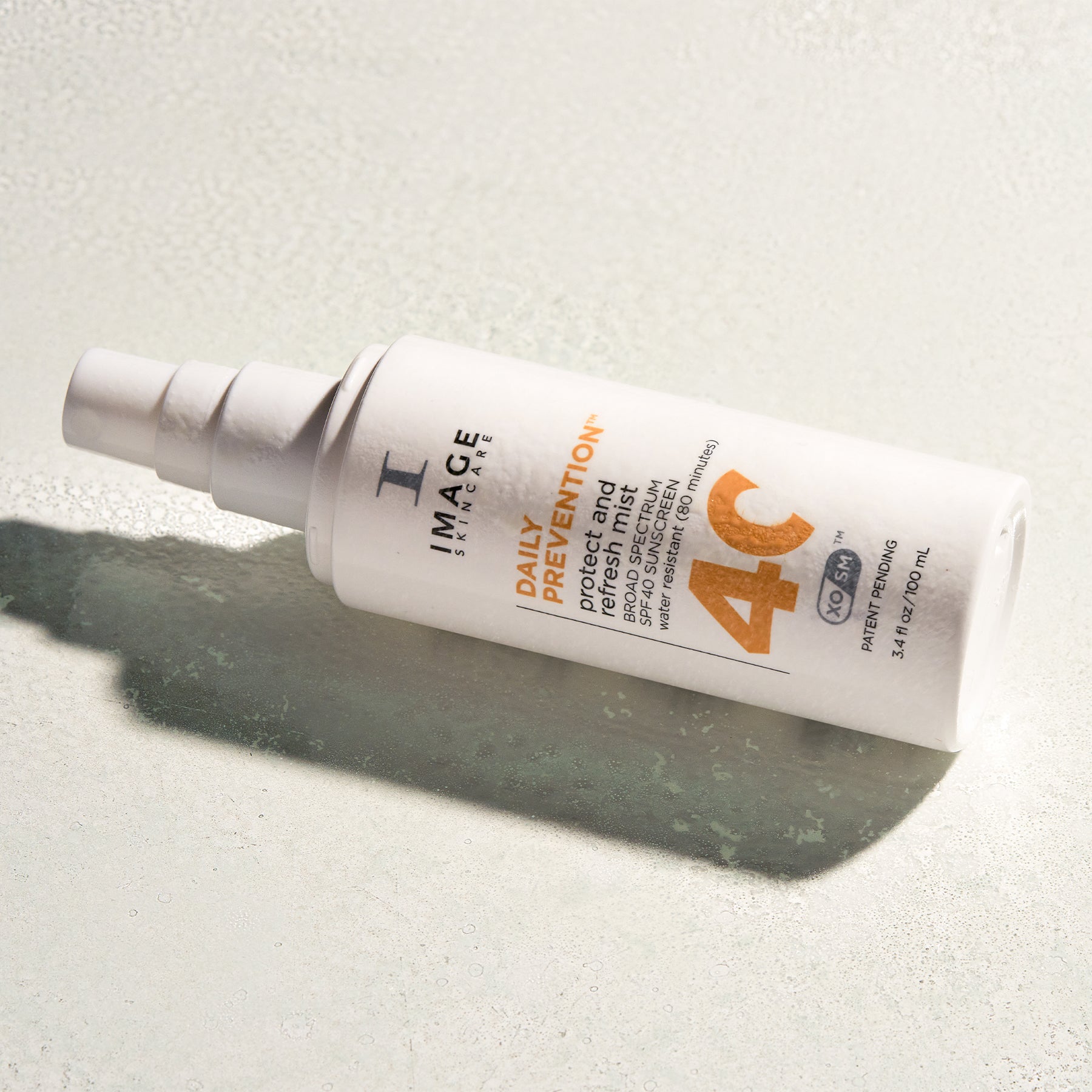 DAILY PREVENTION™ protect and refresh mist SPF 40 (tester)